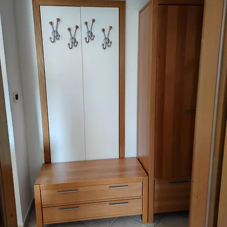 Apartma Laura Daire *