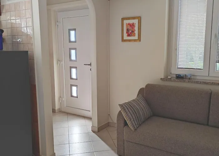 Apartma Laura أنكاران